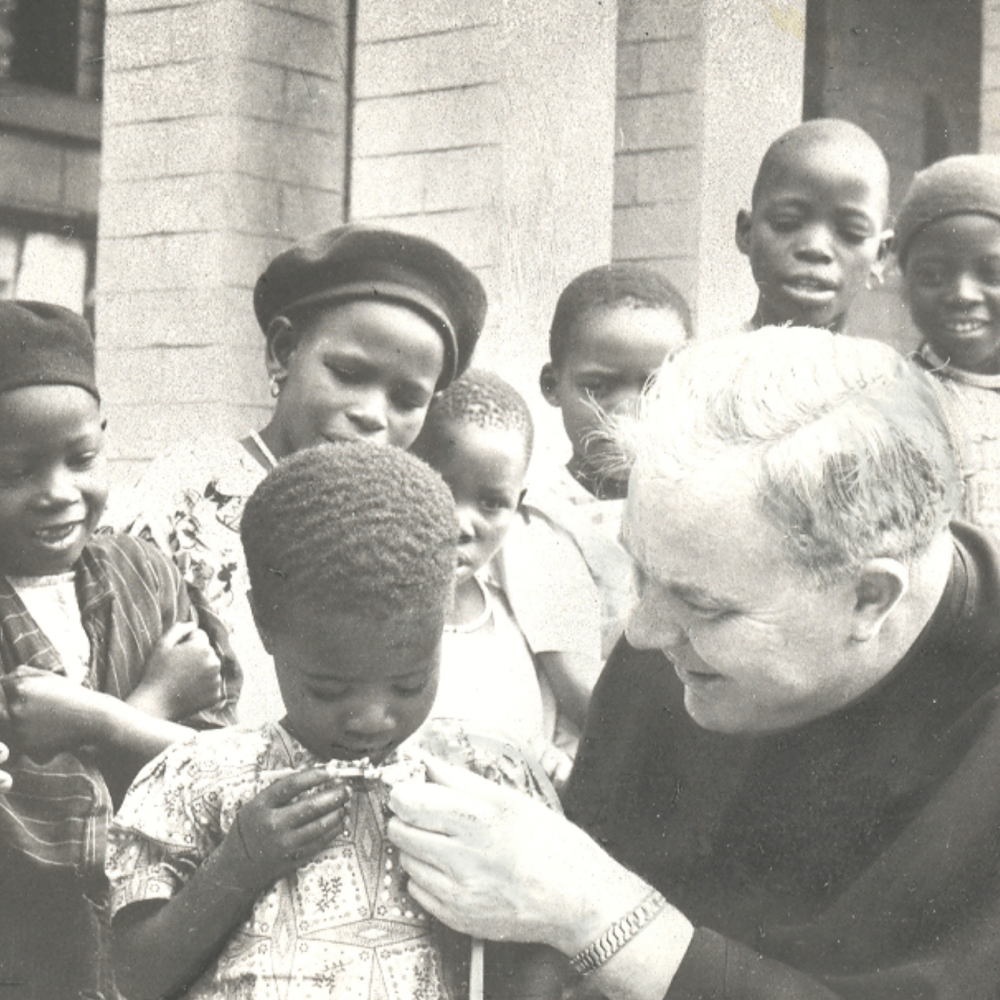 Le pape François déclare le père Peyton vénérable